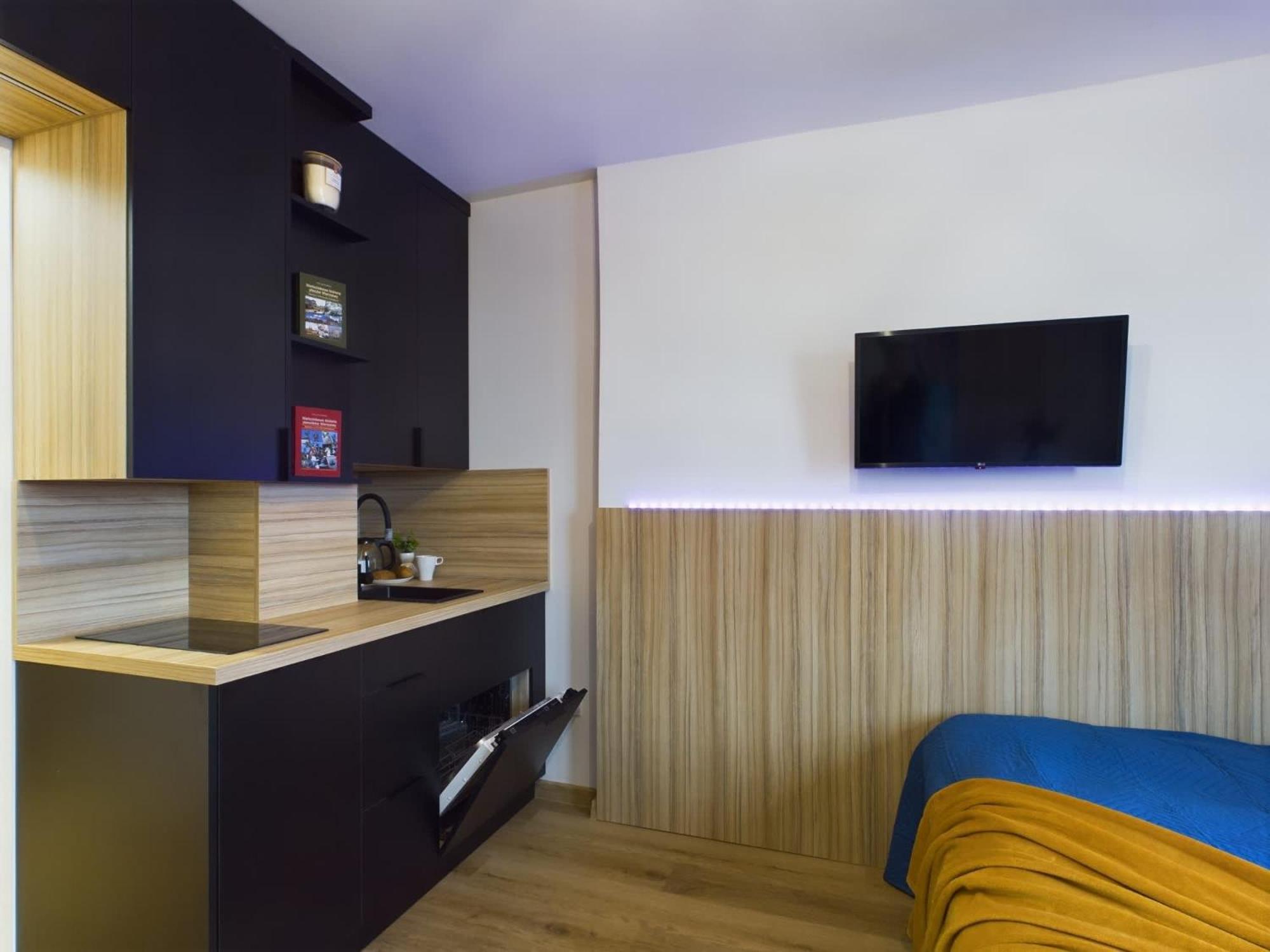 Modern Air-conditioned By Renters Apartament *